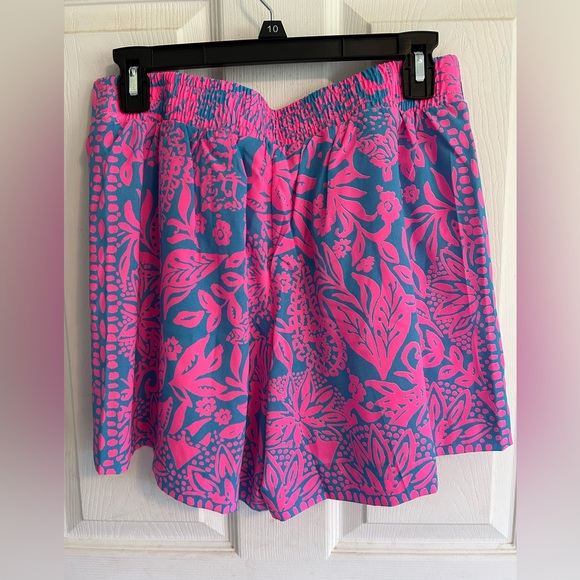 NWT Lilly Pulitzer Neilah Shorts  Size: M - Picture 2 of 6